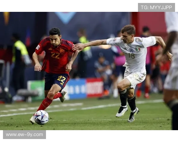 全面揭秘西班牙足球巨星女友名字背后那些鲜为人知的浪漫故事点滴